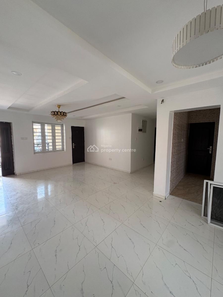 Standard 3 Bedroom Apartment, Emmanuel Mbaka Rd, Airport Rd, Lugbe District, Abuja, Flat / Apartment for Rent