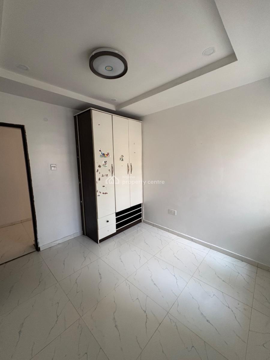 Standard 3 Bedroom Apartment, Emmanuel Mbaka Rd, Airport Rd, Lugbe District, Abuja, Flat / Apartment for Rent