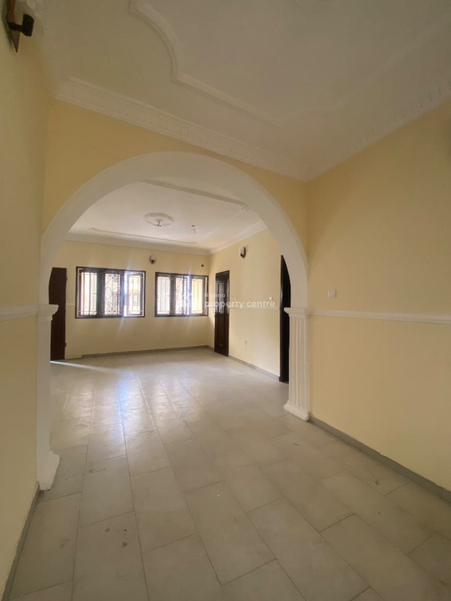 Well Renovated 3 Bedroom with Constant Light in Secured Environment, Off Mobile Road, Ilaje, Ajah, Lagos, Flat / Apartment for Rent