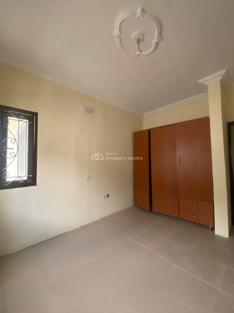 Well Renovated 3 Bedroom with Constant Light in Secured Environment, Off Mobile Road, Ilaje, Ajah, Lagos, Flat / Apartment for Rent