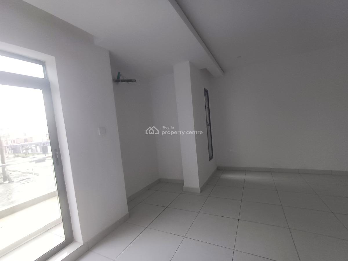 Luxury 3 Bedroom Flat with Bq and Swimming Pool, Off Admiralty Way, Lekki Phase 1, Lekki, Lagos, Flat / Apartment for Rent