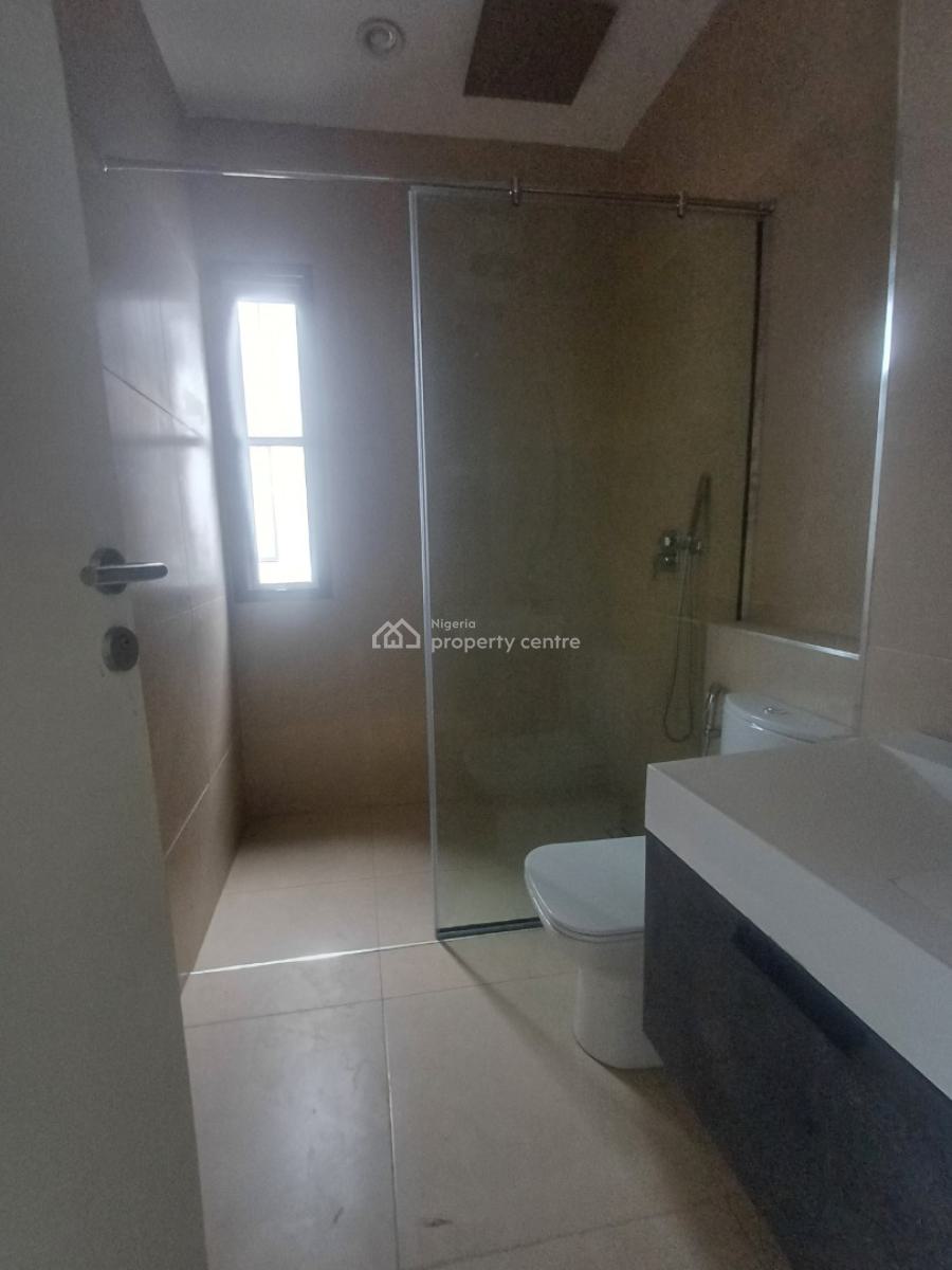Luxury 3 Bedroom Flat with Bq and Swimming Pool, Off Admiralty Way, Lekki Phase 1, Lekki, Lagos, Flat / Apartment for Rent