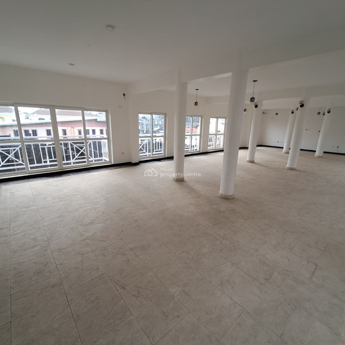Large Penthouse on Two Floors, Ihuntayi Road, Oniru, Victoria Island (vi), Lagos, Flat / Apartment for Sale