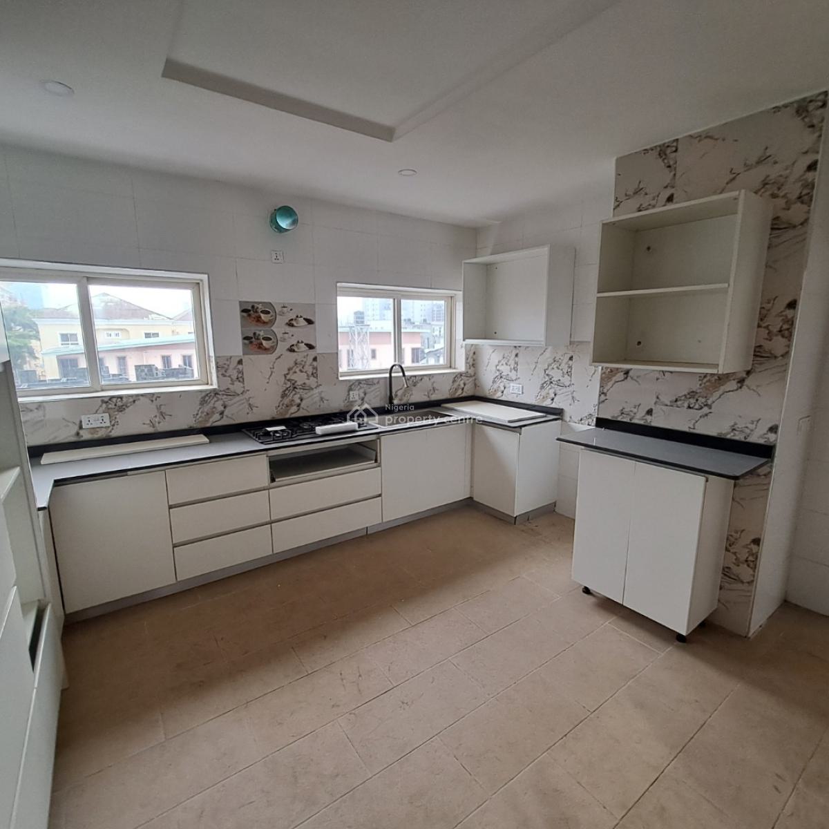 Large Penthouse on Two Floors, Ihuntayi Road, Oniru, Victoria Island (vi), Lagos, Flat / Apartment for Sale