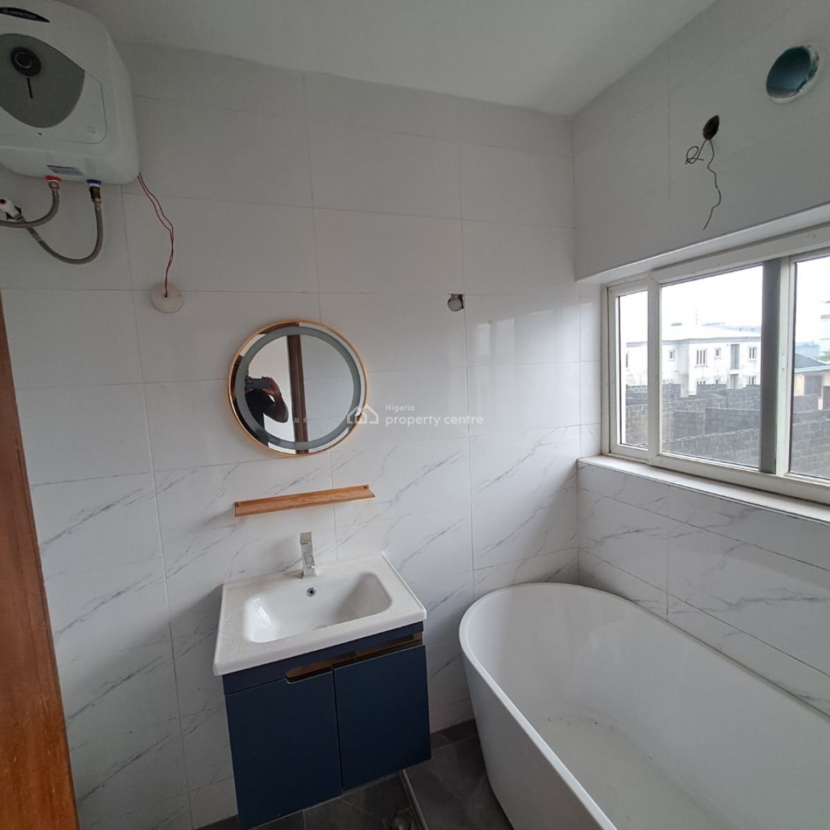 Large Penthouse on Two Floors, Ihuntayi Road, Oniru, Victoria Island (vi), Lagos, Flat / Apartment for Sale