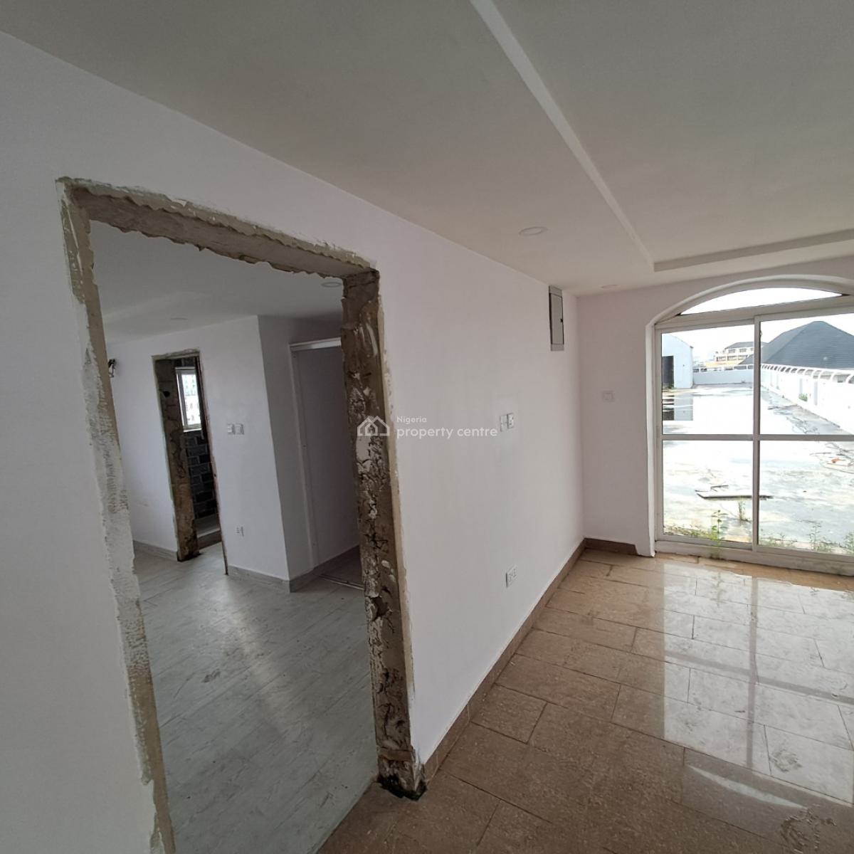 Large Penthouse on Two Floors, Ihuntayi Road, Oniru, Victoria Island (vi), Lagos, Flat / Apartment for Sale