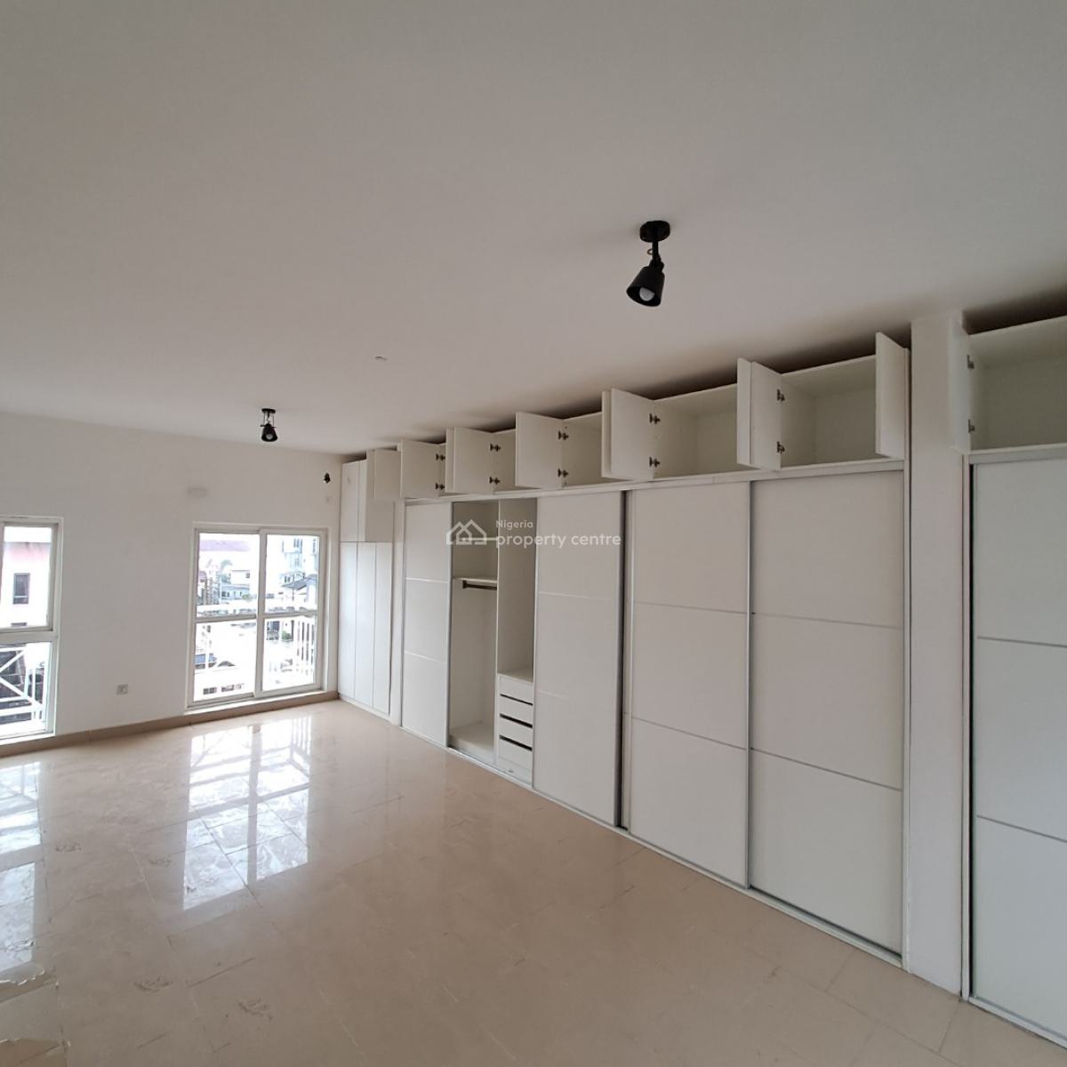 Large Penthouse on Two Floors, Ihuntayi Road, Oniru, Victoria Island (vi), Lagos, Flat / Apartment for Sale