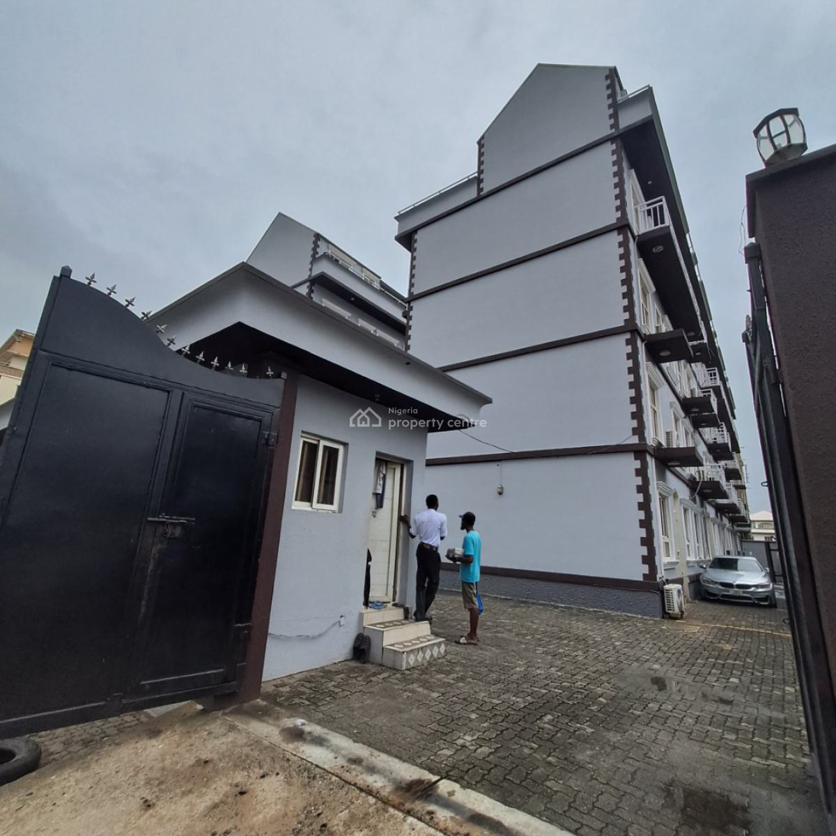 Large Penthouse on Two Floors, Ihuntayi Road, Oniru, Victoria Island (vi), Lagos, Flat / Apartment for Sale