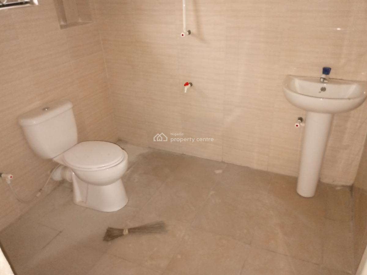 a Spacious and All En-suite Two Bedroom Flat in a Wonderful Location, Off The Alagbole - Akute Road, Ojodu, Lagos, Flat / Apartment for Rent