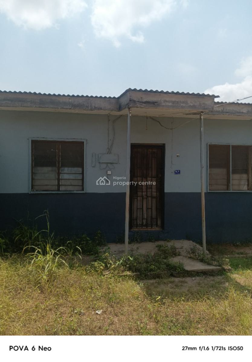 a Bungalow Consistn of Mini Flat in a Good Estate, Shagari Estate, Ipaja Road, Ipaja, Lagos, Detached Bungalow for Sale