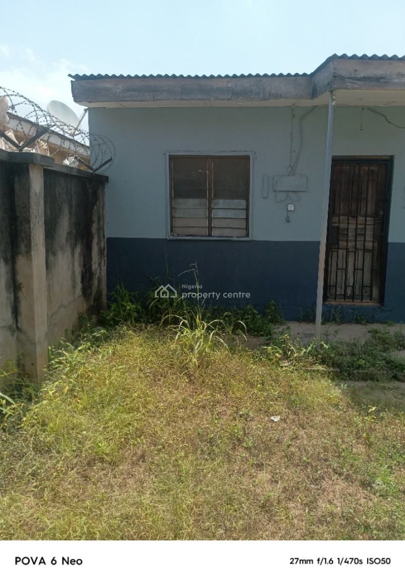 a Bungalow Consistn of Mini Flat in a Good Estate, Shagari Estate, Ipaja Road, Ipaja, Lagos, Detached Bungalow for Sale