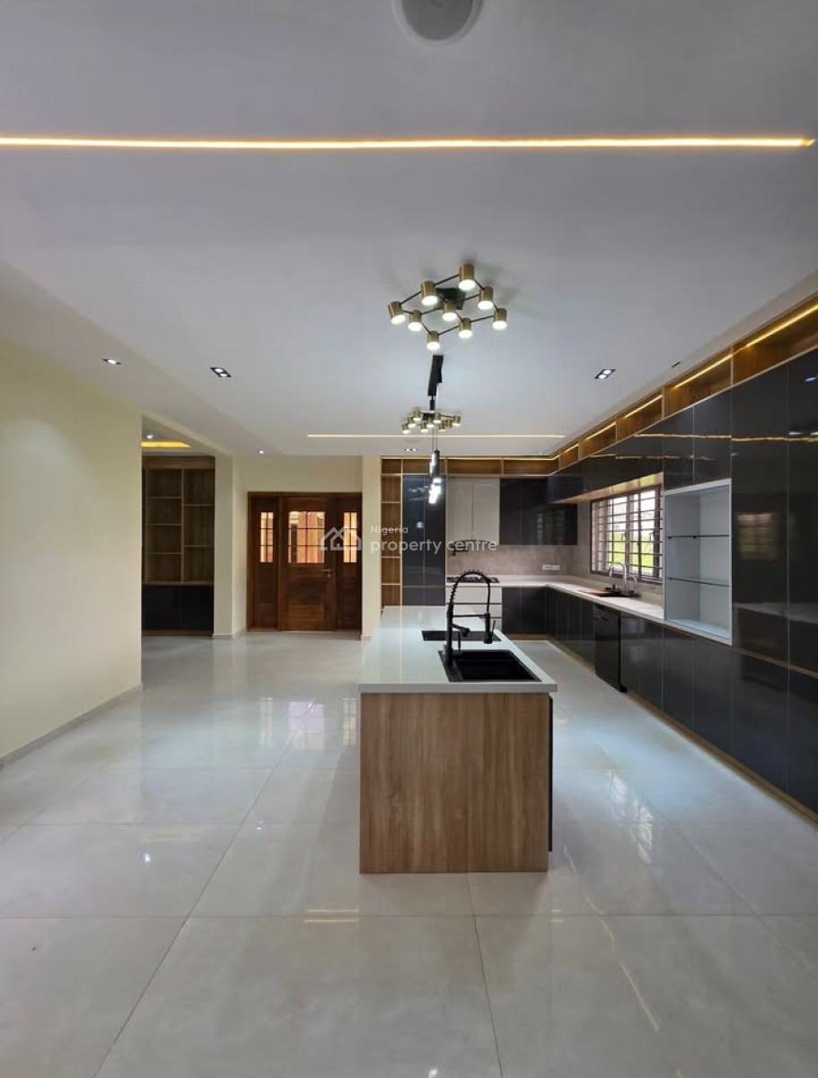 5 Bedroom Detached House, Ajah, Lagos, Detached Duplex for Sale