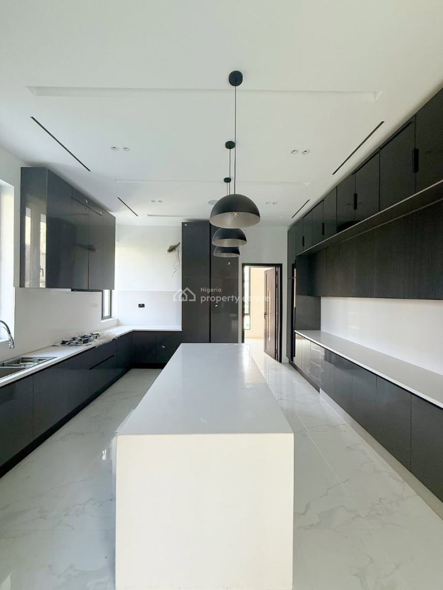 Spacious 5 Bedroom Fully Detached House with Pool, Lekki, Lagos, Detached Duplex for Sale