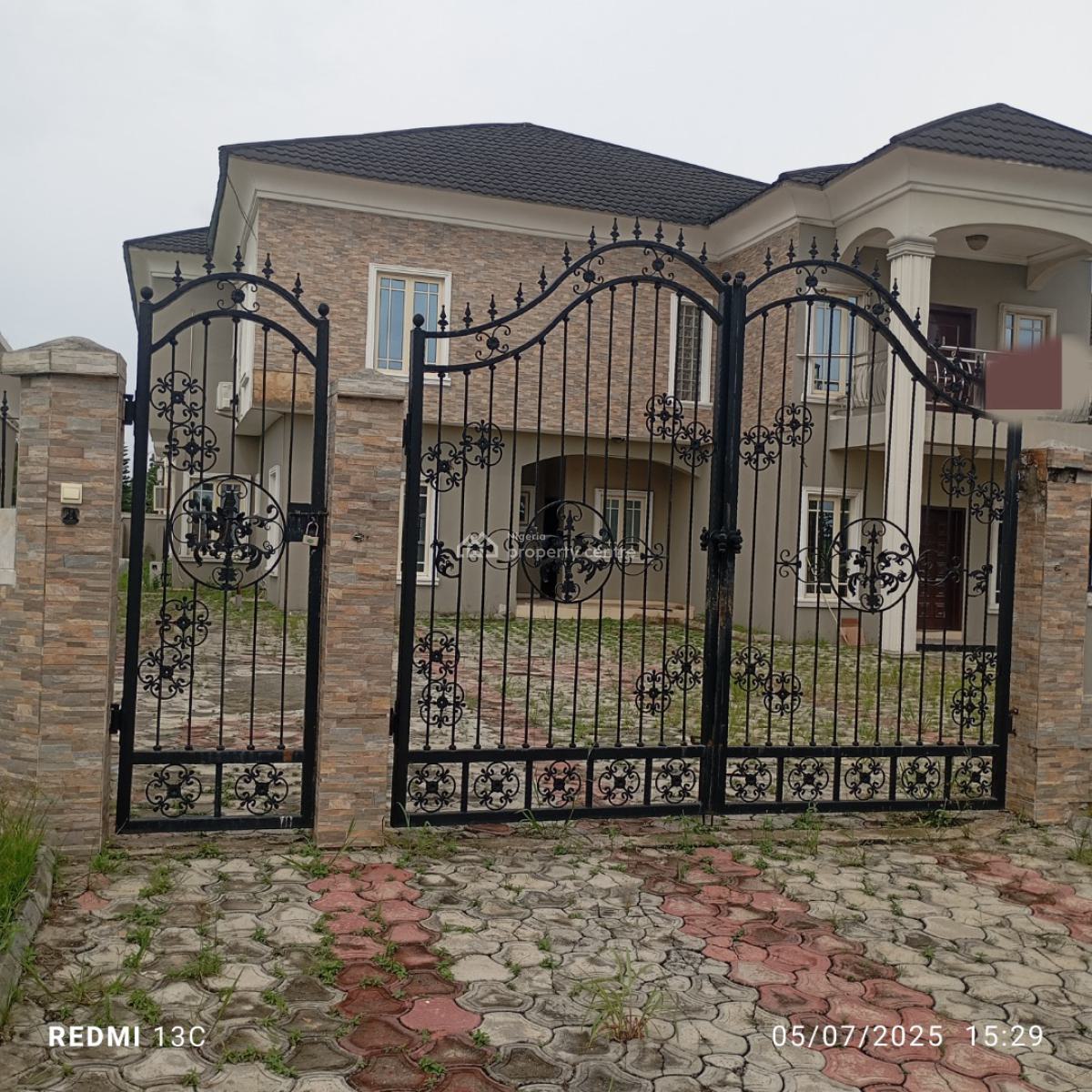 4 Bedroom House in a Serene Premium Estate with Garden Areas, Royal Gardens Estate, Lekki, Lagos, Semi-detached Duplex for Rent