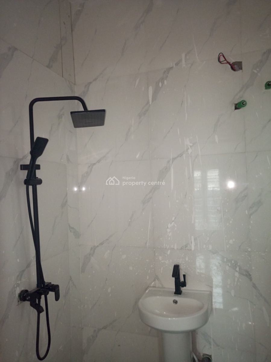 Two Bedroom Apartment, Seaside Estate, Badore, Ajah, Lagos, Flat / Apartment for Rent