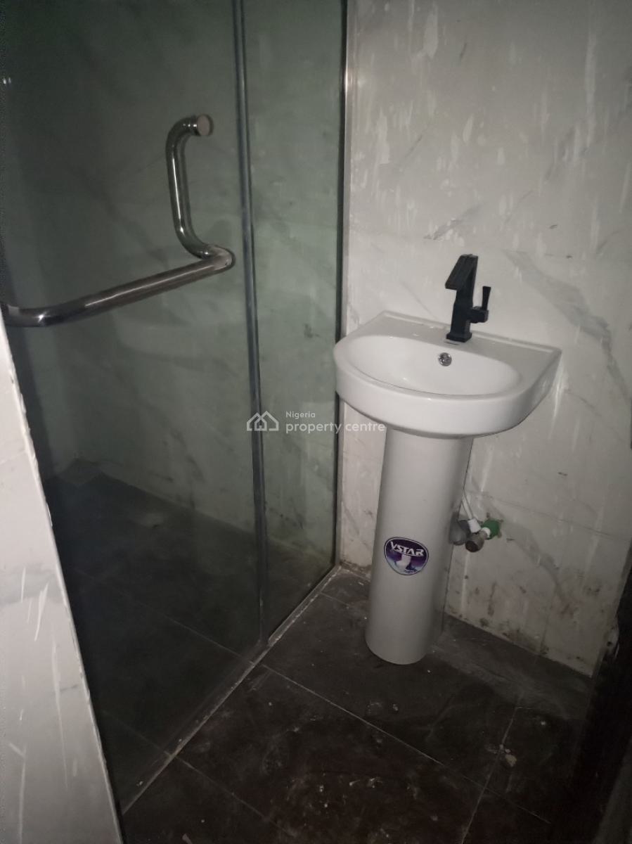 Two Bedroom Apartment, Seaside Estate, Badore, Ajah, Lagos, Flat / Apartment for Rent