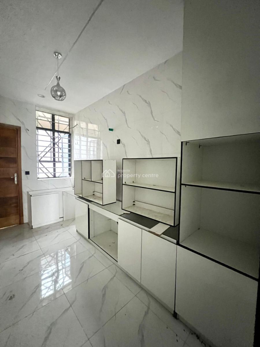 Well Finished 4 Bedroom Terrace Duplex, Ikota, Lekki, Lagos, Terraced Duplex for Sale