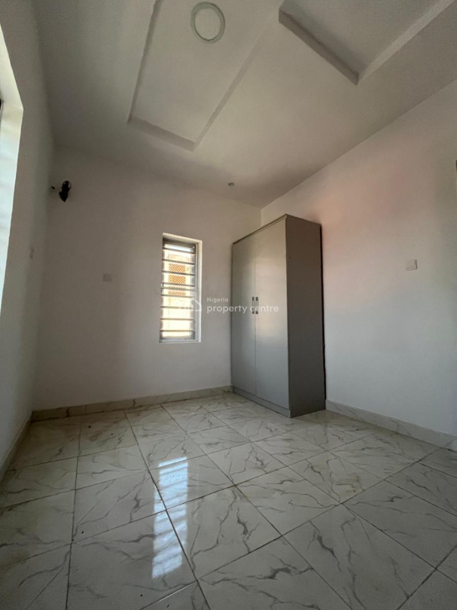 Charming 4-bedroom Semi-detached Duplex -- Comfort & Privacy Combined, Anthony, Maryland, Lagos, Semi-detached Duplex for Sale