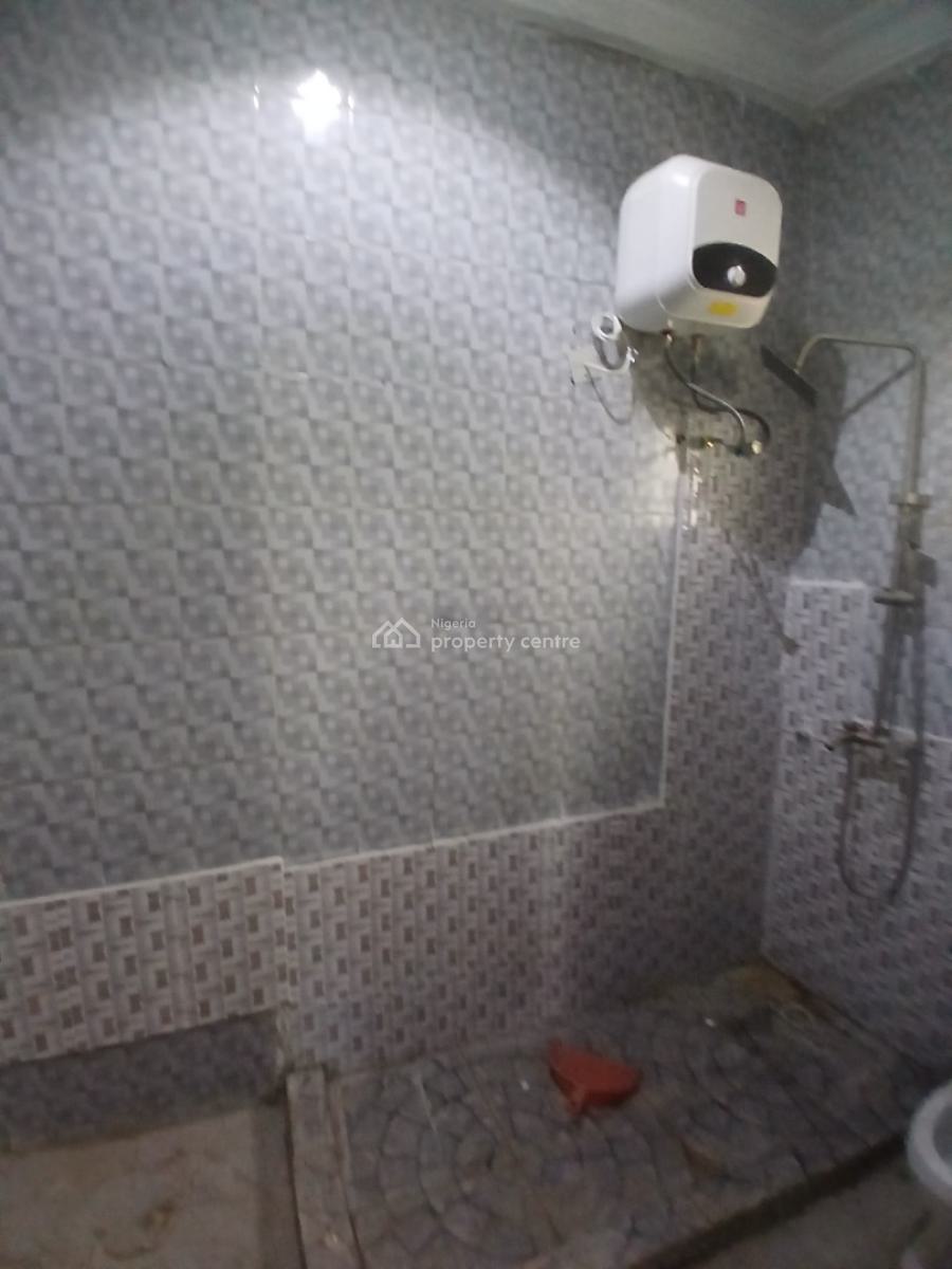 Renovated 2 Bedrooms Flat with Bq Attached, Kaura, Abuja, Flat / Apartment for Rent