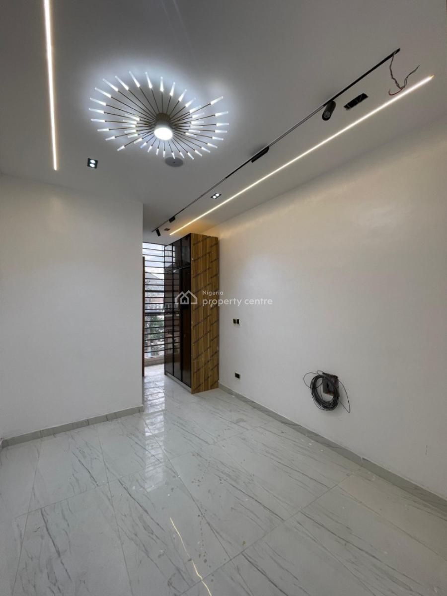 Luxury Living! Stunning 4-bedroom Semi-detached Duplex, Agungi, Lekki, Lagos, Semi-detached Duplex for Sale