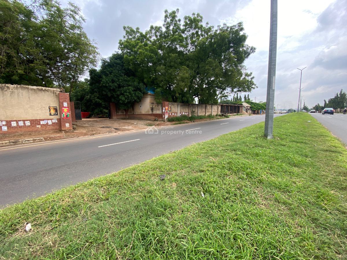 Premium Land, Jikwoyi/karu Expressway, Karu, Abuja, Factory for Sale