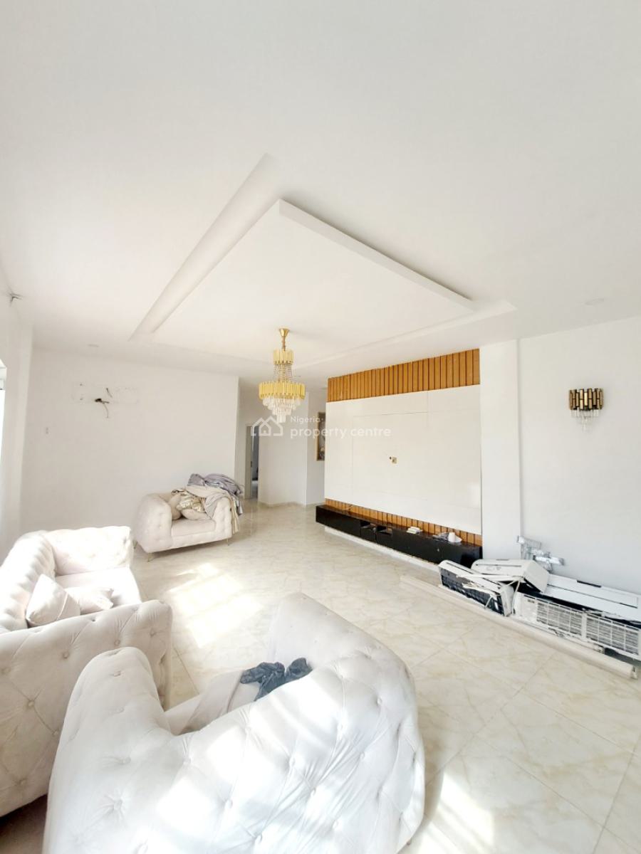 Well Built 2 Bedroom Apartment in a Serene Neighbourhood, Ologolo, Lekki, Lagos, Flat / Apartment for Rent