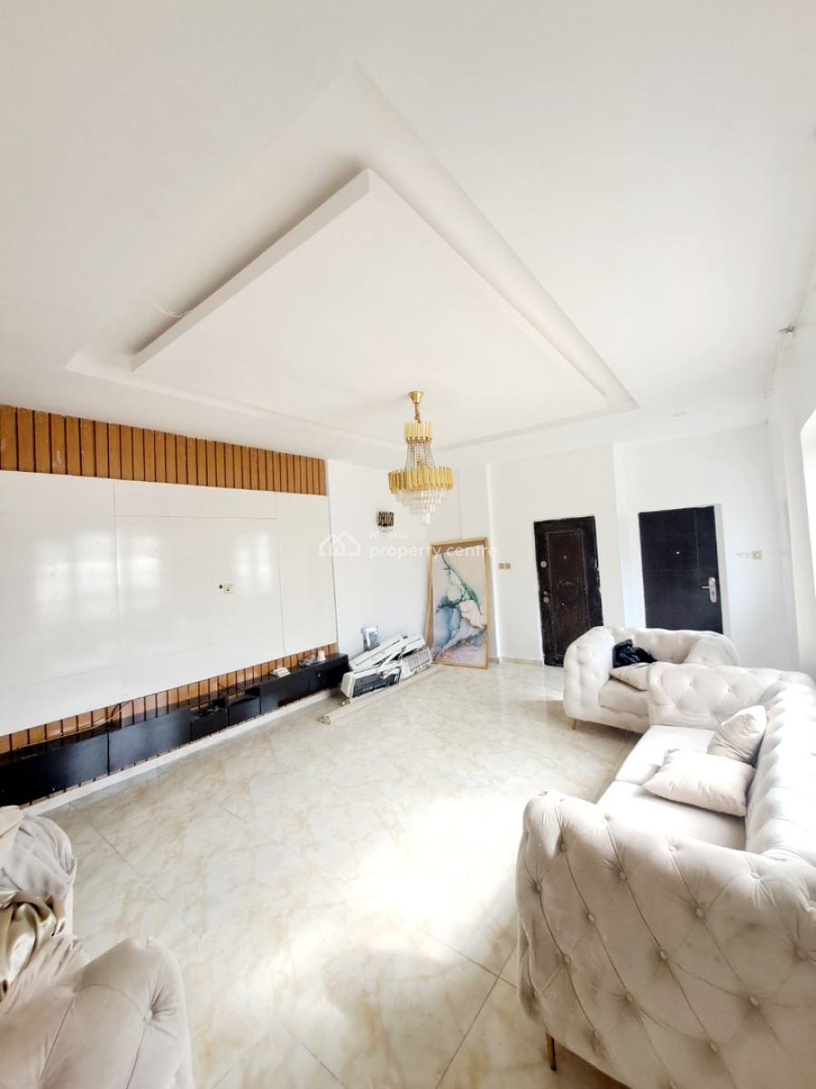 Well Built 2 Bedroom Apartment in a Serene Neighbourhood, Ologolo, Lekki, Lagos, Flat / Apartment for Rent