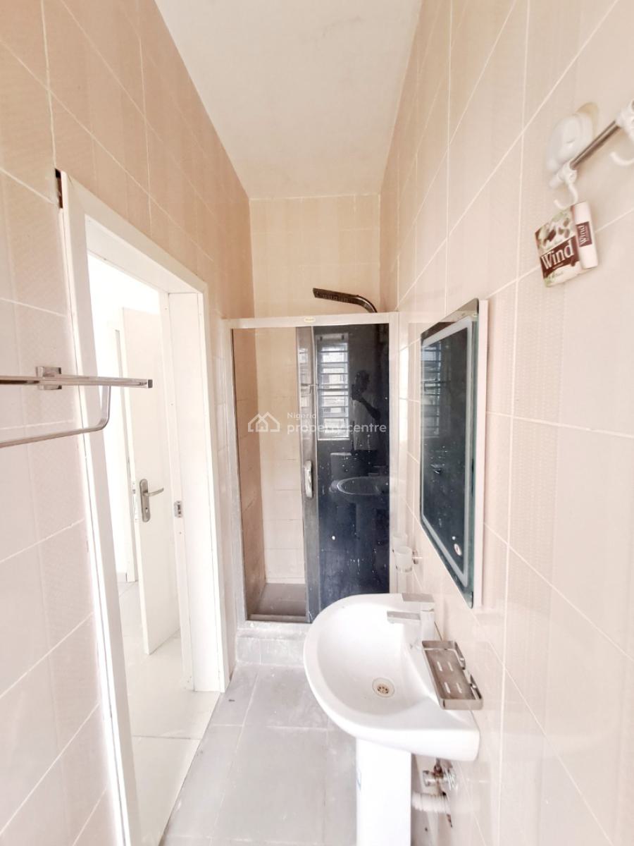 Well Built 2 Bedroom Apartment in a Serene Neighbourhood, Ologolo, Lekki, Lagos, Flat / Apartment for Rent