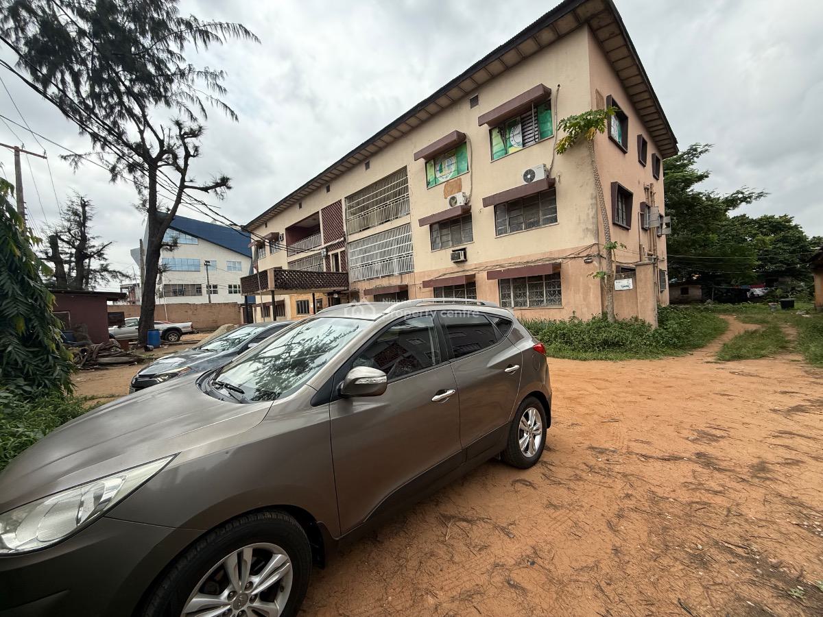 Commercial Land Facing Express, Ikorodu Road, Palmgrove, Shomolu, Lagos, Commercial Land for Sale