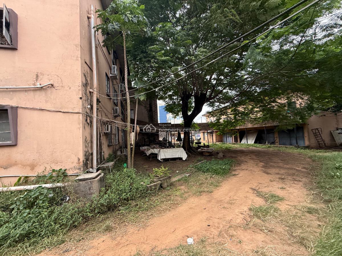 Commercial Land Facing Express, Ikorodu Road, Palmgrove, Shomolu, Lagos, Commercial Land for Sale