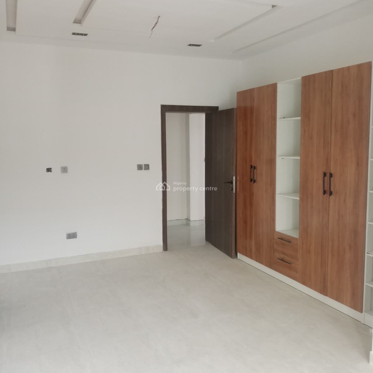 Brand New and Spacious 2 Bedroom Apartment (upstairs & Downstairs), Behind Blenco, Sangotedo, Ajah, Lagos, Flat / Apartment for Rent