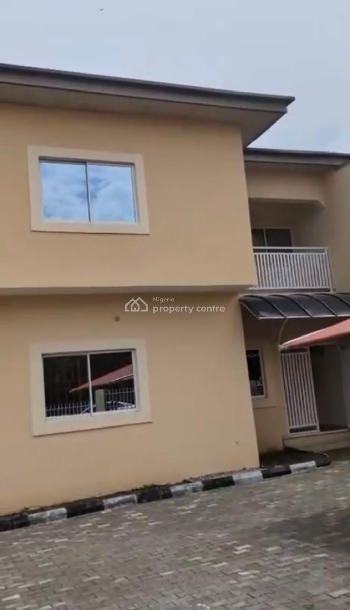 4-bedroom Semi Detached  with Bq, Jabi, Abuja, Semi-detached Duplex for Rent
