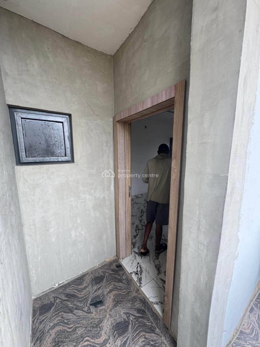 Modern Mini Flat Duplex with Prime Location Access, Akerele Estate, Oworonshoki, Shomolu, Lagos, Flat / Apartment for Rent