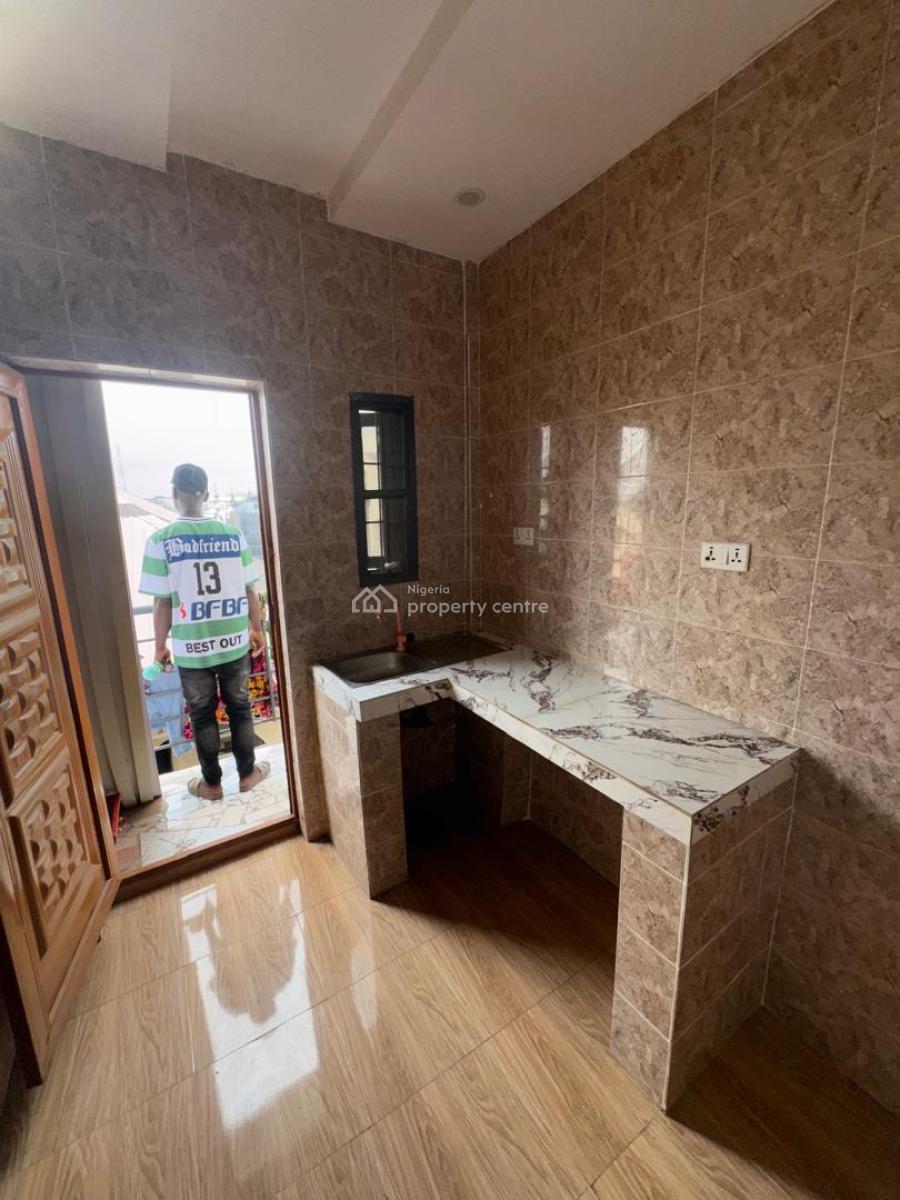 Modern Mini Flat Duplex with Prime Location Access, Akerele Estate, Oworonshoki, Shomolu, Lagos, Flat / Apartment for Rent