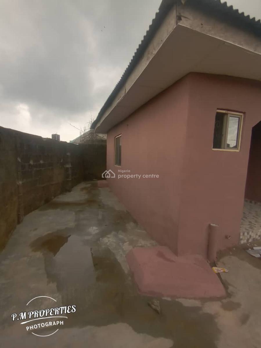 Mini Flat, Makogi, Magboro, Ogun, Mini Flat (room and Parlour) for Rent