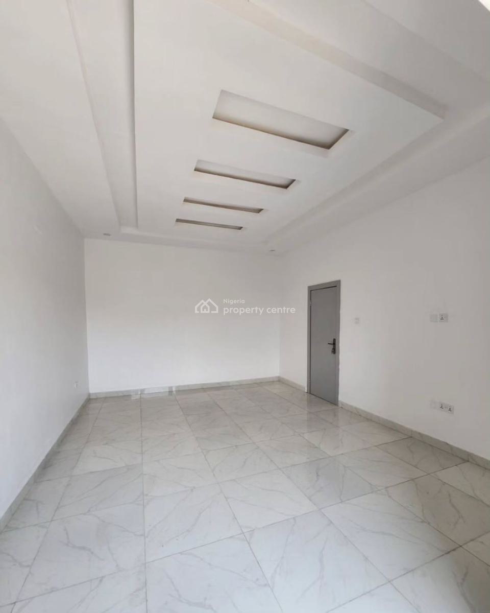 Beautifully Built 6 Bedroom Terrace Duplex with Bq, Orchid Road, Lekki, Lagos, Terraced Duplex for Sale