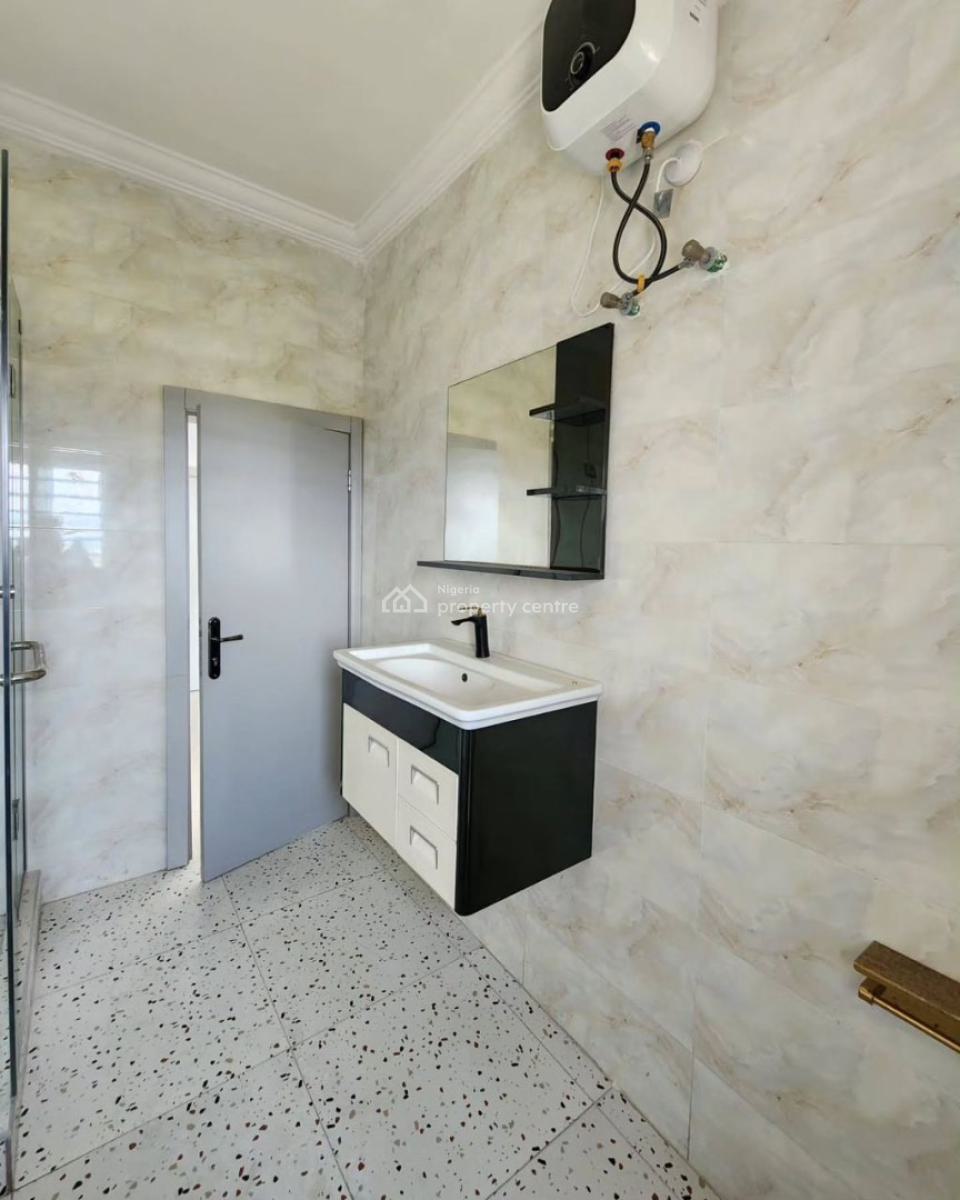 Beautifully Built 6 Bedroom Terrace Duplex with Bq, Orchid Road, Lekki, Lagos, Terraced Duplex for Sale