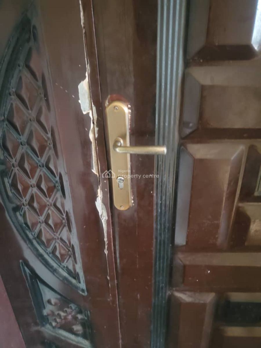 2 Bedroom Flat, Makogi Off Gosgra, Magboro, Ogun, Flat / Apartment for Rent