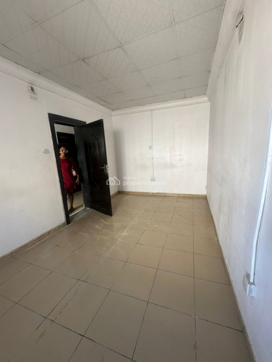 Decent 4 Bedroom Semi-detached House, Off Admiralty Way, Lekki Phase 1, Lekki, Lagos, Office Space for Rent