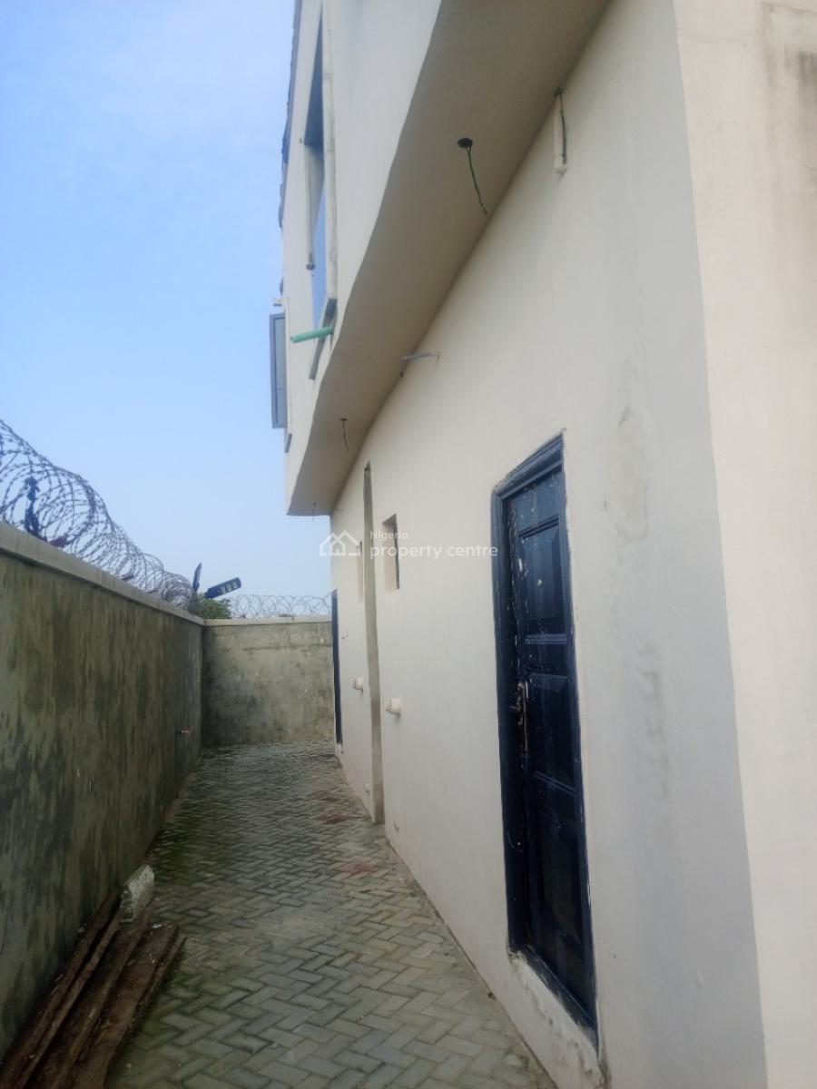 Newly Built Single Room (self Contain) in an Estate, Oribanwa, Ibeju Lekki, Lagos, Self Contain (single Rooms) for Rent