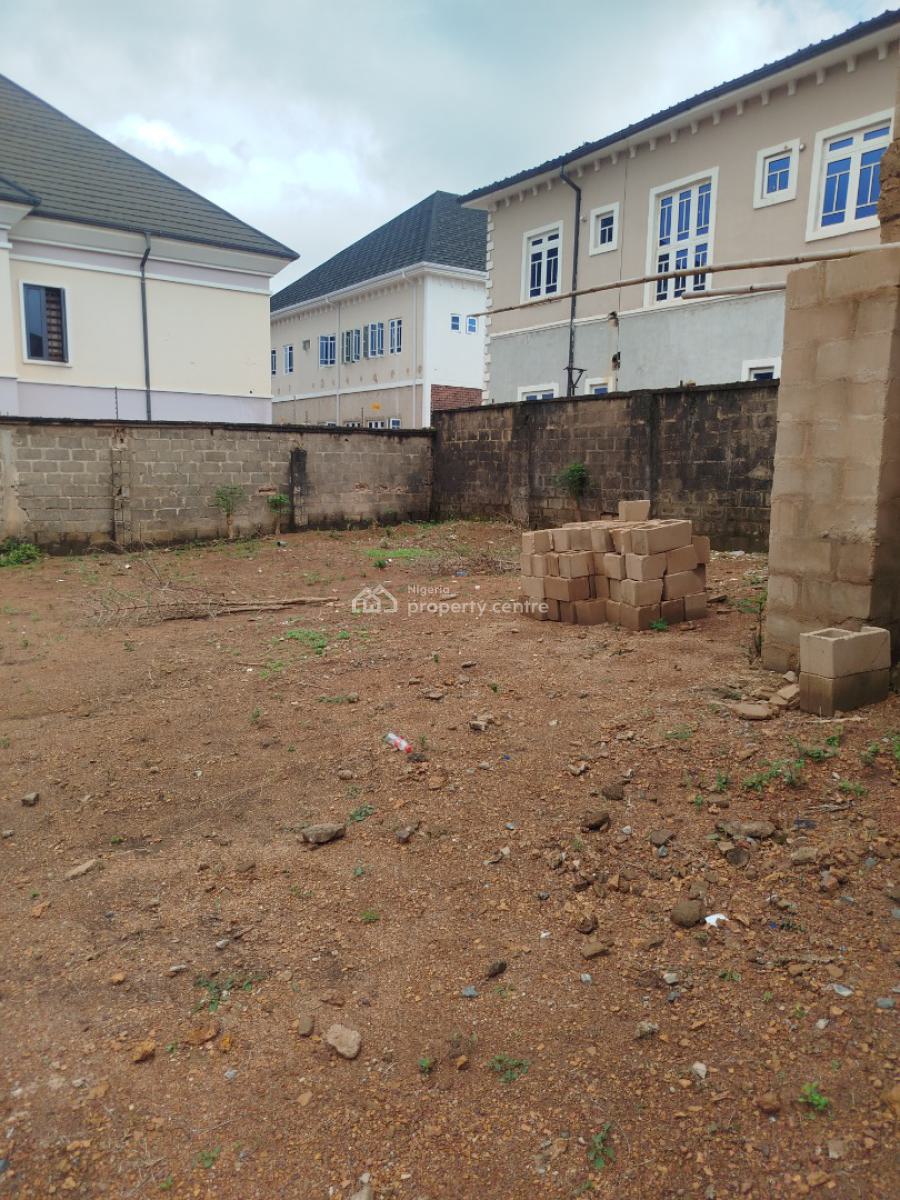 a 1000-sitting Capacity Facility (950sqm) for Lease in Enugu, Old Airport Road, Thinkers Corner, Enugu, Enugu, Warehouse for Rent