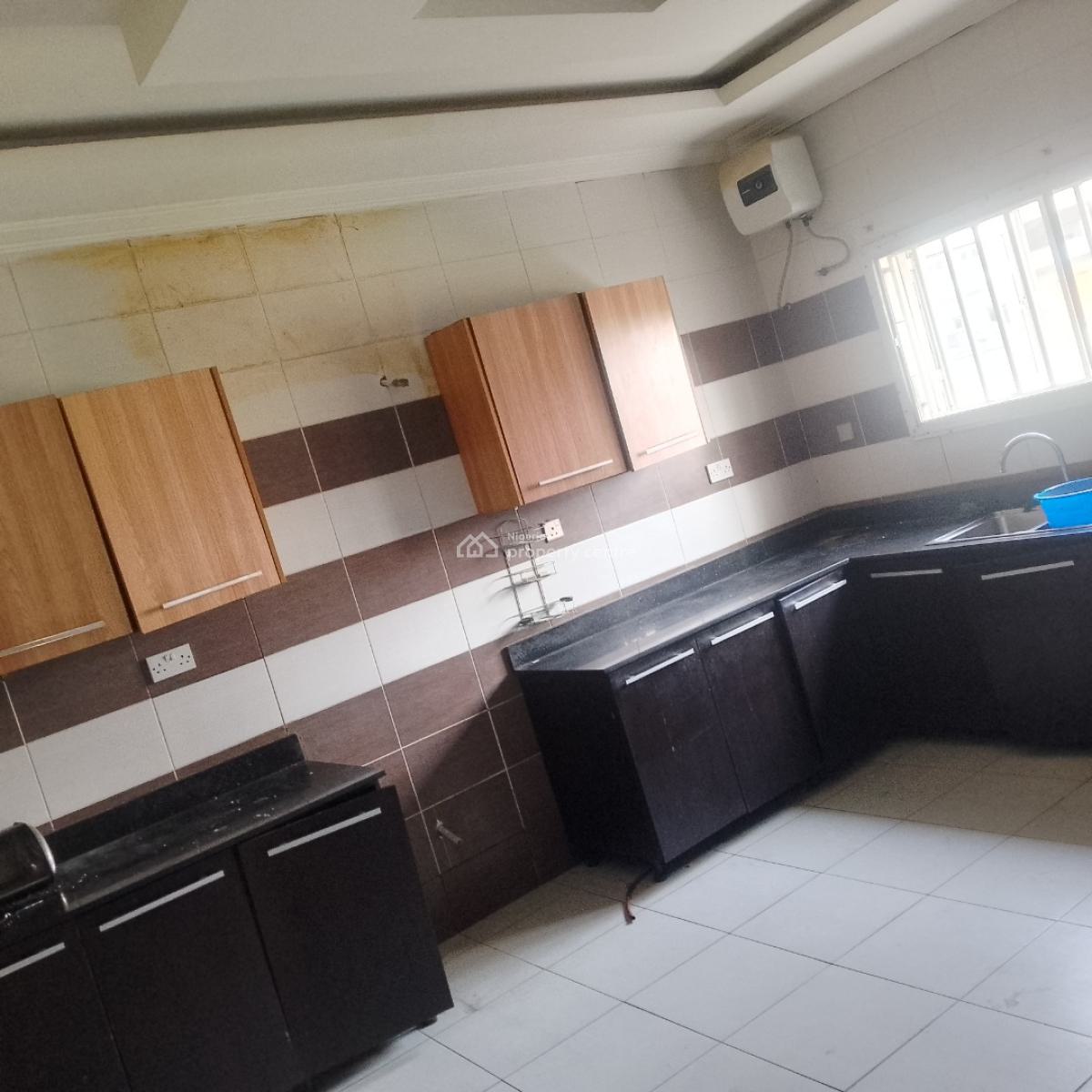 4 Bedrooms Semi Detached Duplex with 2 Rooms Bq, Royal Garden Estate, Lekki - Epe Expressway, Ajah, Lagos, Semi-detached Duplex for Rent