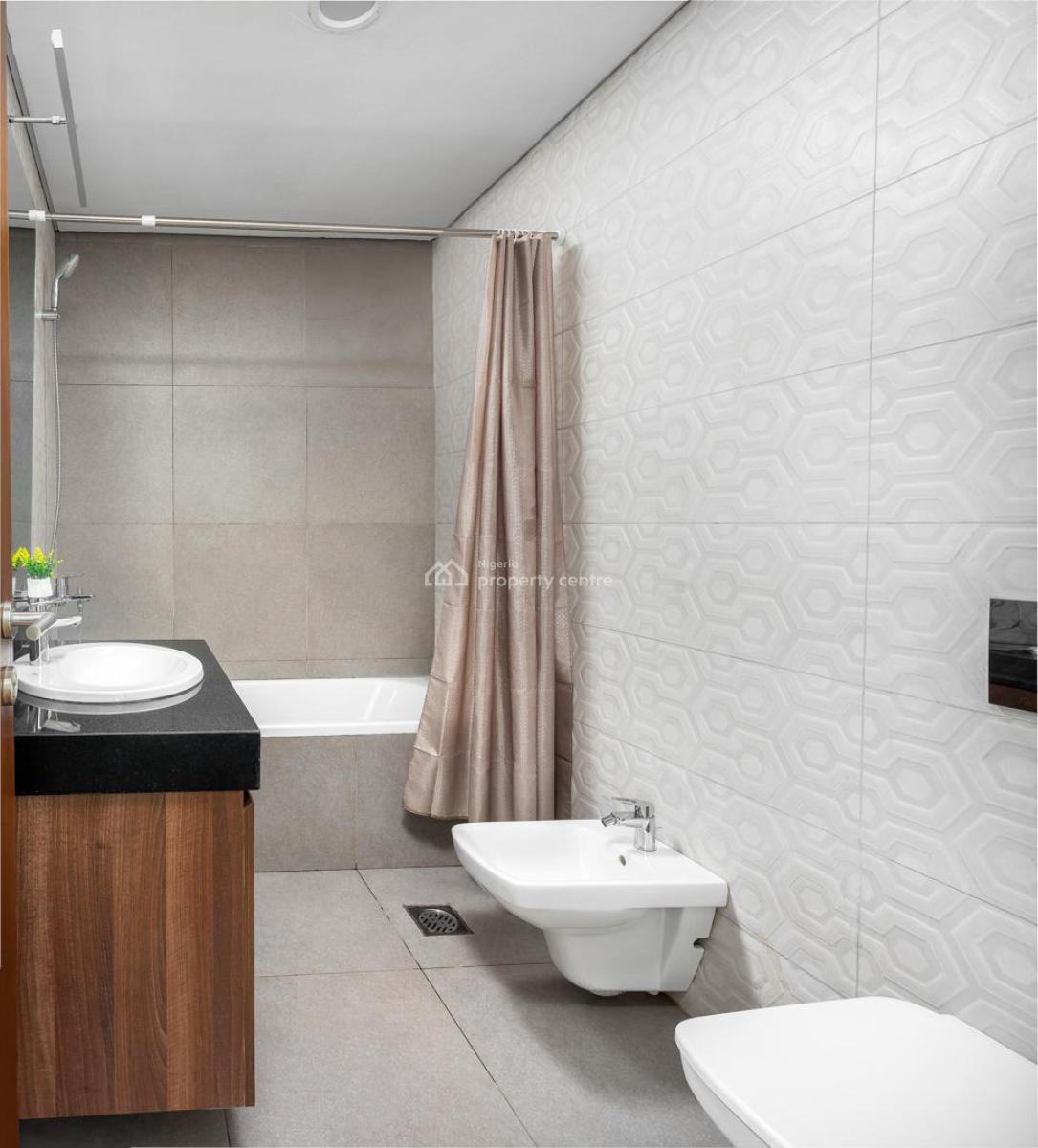 Stunning 3 Bedroom Apartment W/all Modern Conveniences, Eko Atlantic City, Lagos, Flat / Apartment Short Let