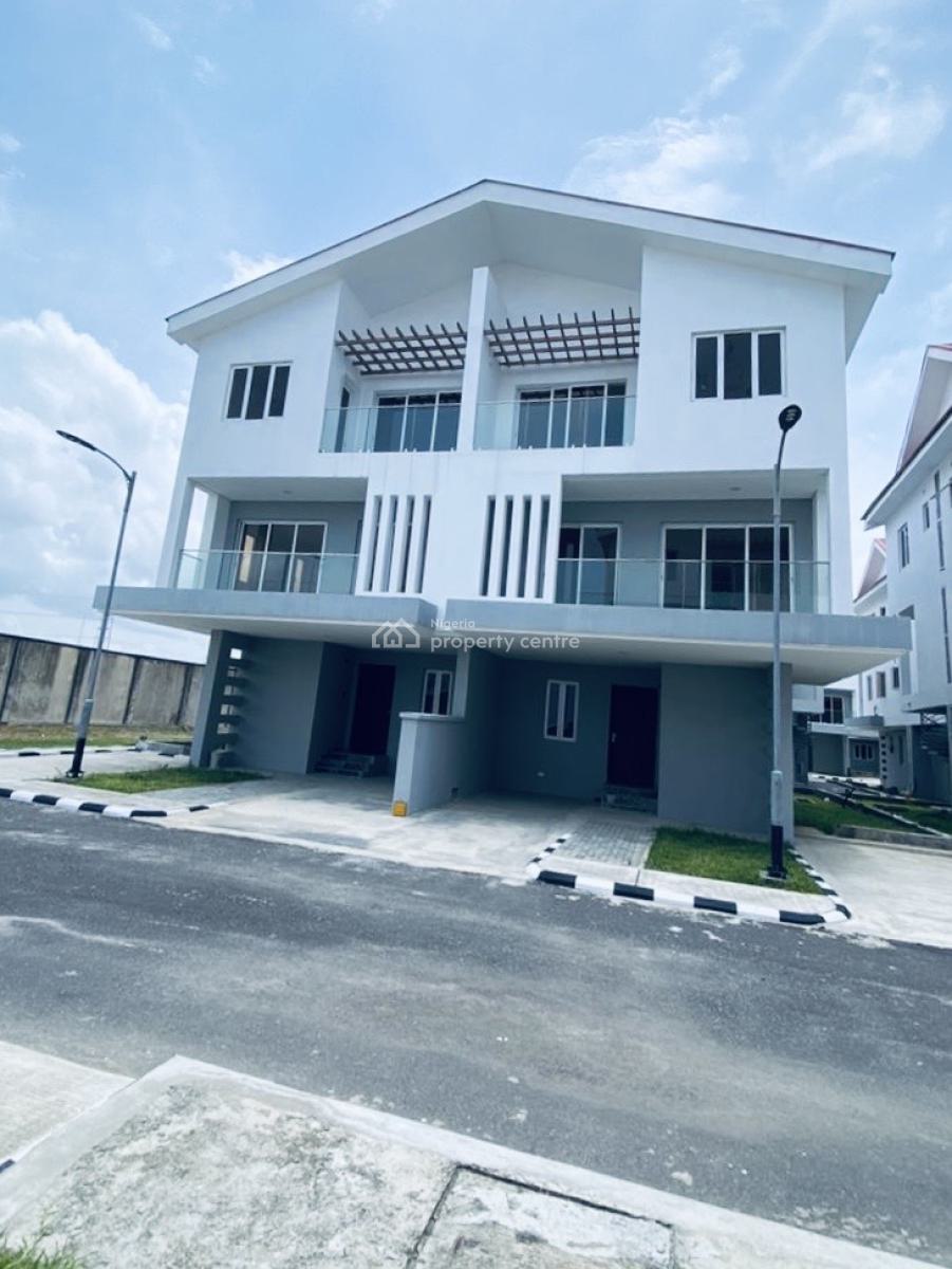 Fully Serviced / a Contemporary 4 Bedroom Duplex with Bq, Chevron, Lekki Phase 2, Lekki, Lagos, Semi-detached Duplex for Rent