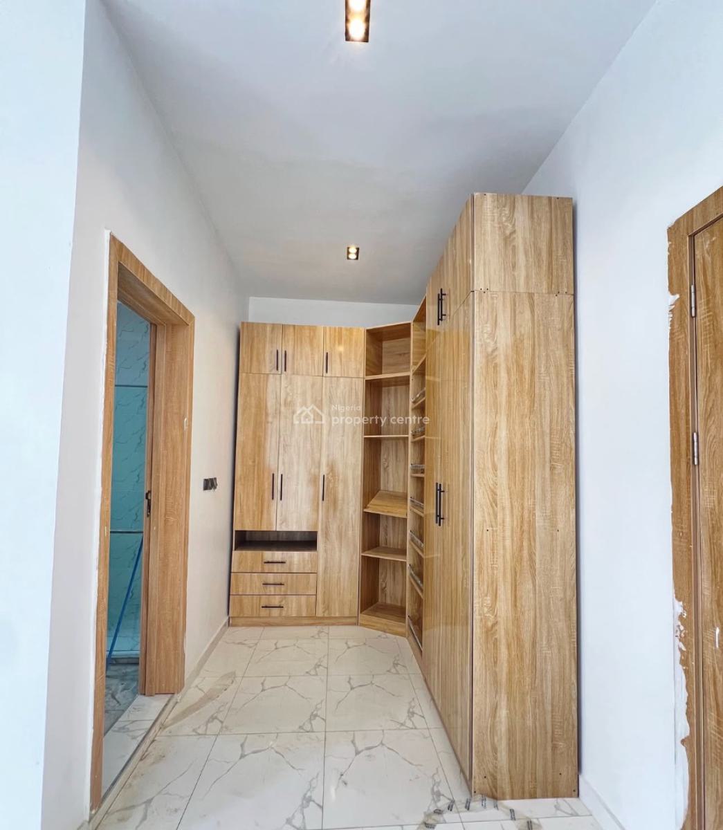 Fully Serviced 4 Bedroom Terrace Duplex, Ajah, Lagos, Terraced Duplex for Sale