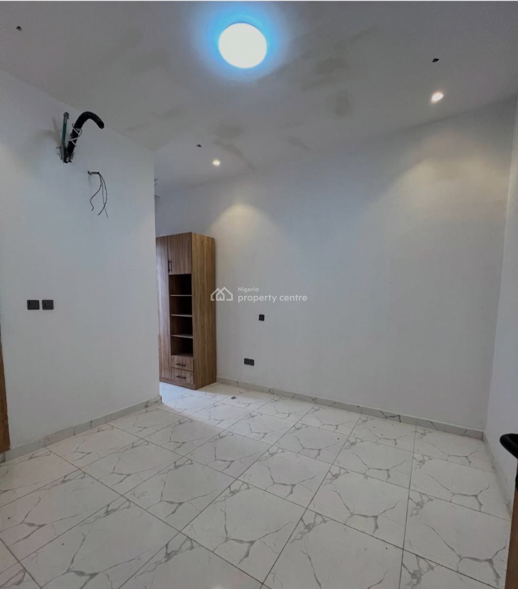 Fully Serviced 4 Bedroom Terrace Duplex, Ajah, Lagos, Terraced Duplex for Sale