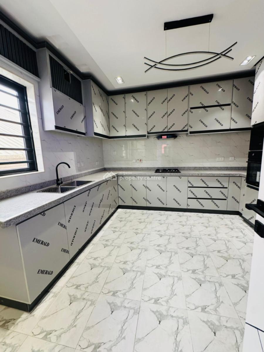 Elegantly Built 5 Bedroom Fully Detached Duplex Plus Bq., Few Minutes Drive From Ikeja Shoprite Mall, Omole Phase 1, Ikeja, Lagos, Detached Duplex for Sale