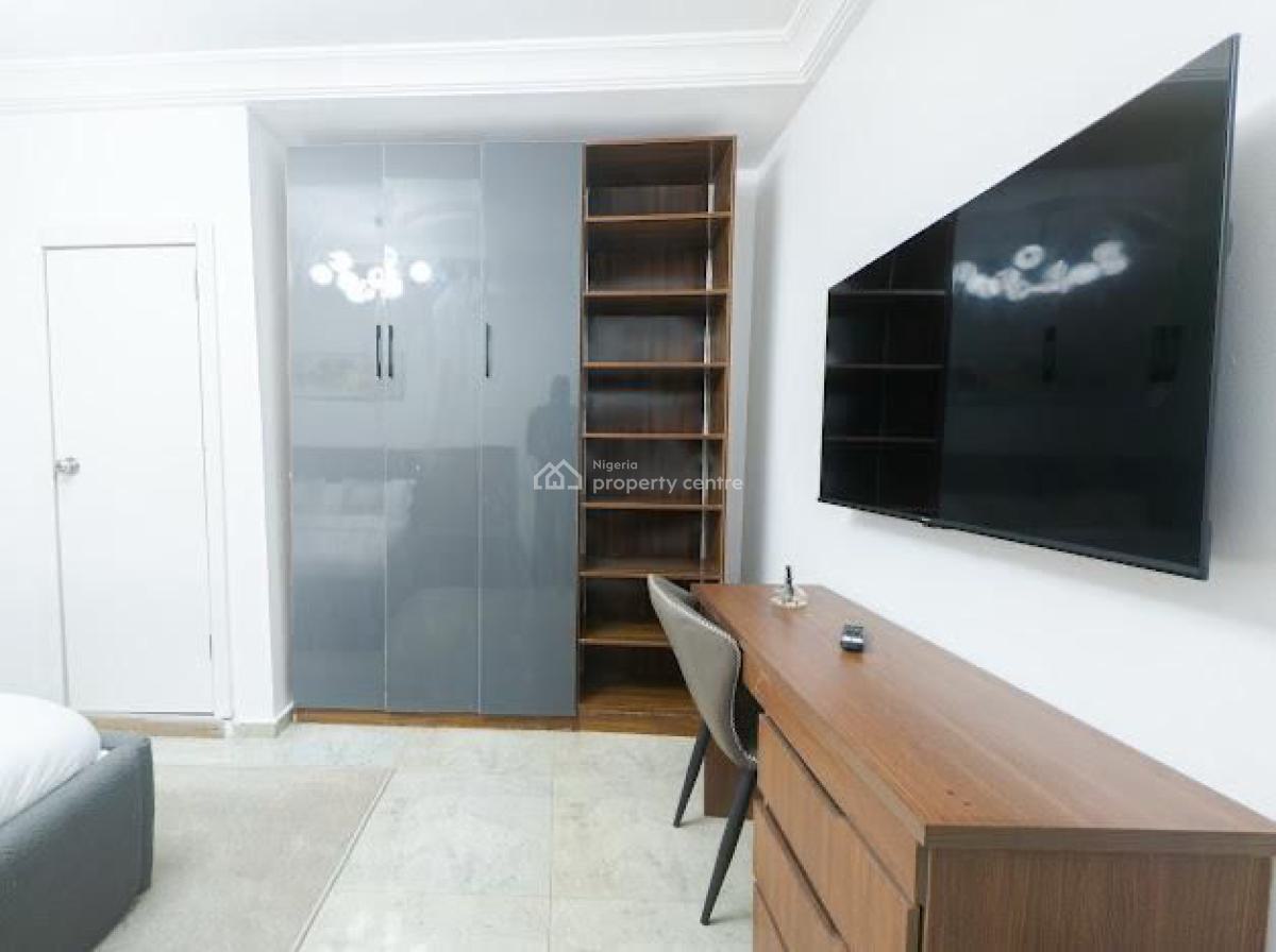 Comfy 3 Bedrooms, Lekki Phase 1, Lekki, Lagos, Flat / Apartment Short Let