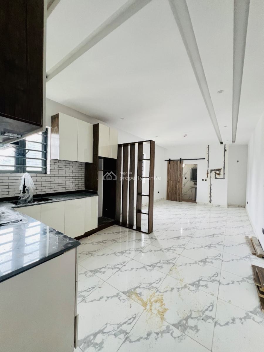 Super Luxury Studio Apartments, Orchid Road, Lekki Expressway, Lekki, Lagos, Flat / Apartment for Sale
