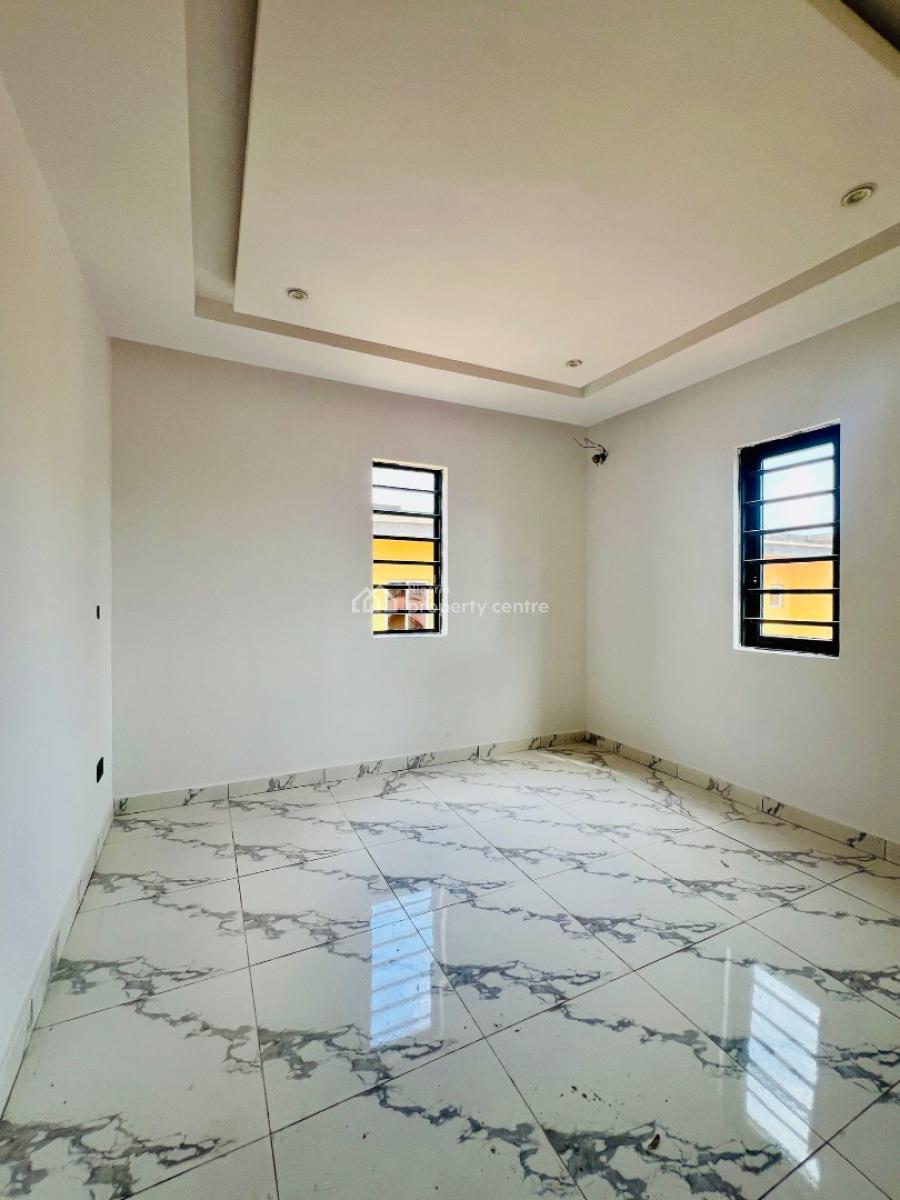 Units of 1 Bedroom Apartment, Orchid Road, Lekki Expressway, Lekki, Lagos, Block of Flats for Sale